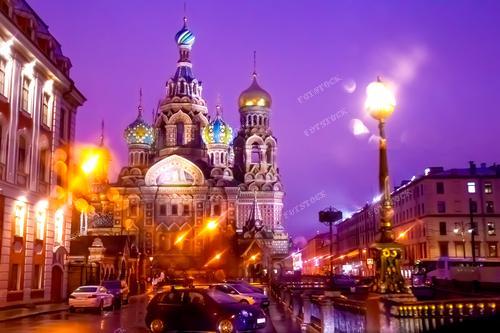 Санкт-Петербург. Россия. Собор Воскресения Христова в вечерних огнях. Храм Спаса на Крови. Канал Грибоедова. Памятники Петербурга. Русские церкви. Достопримечательности Петербурга. На этой фотографии ощущается волшебство вечерних светов у Храма Спаса на Крови в Санкт-Петербурге, расположенного у берегов Грибоедова канала. Снимок улавливает красоту русских церквей и монументов в уютной атмосфере города. Это фото станет отличным подарком или элементом декора, выражая величие и уникальность архитектуры Санкт-Петербурга.